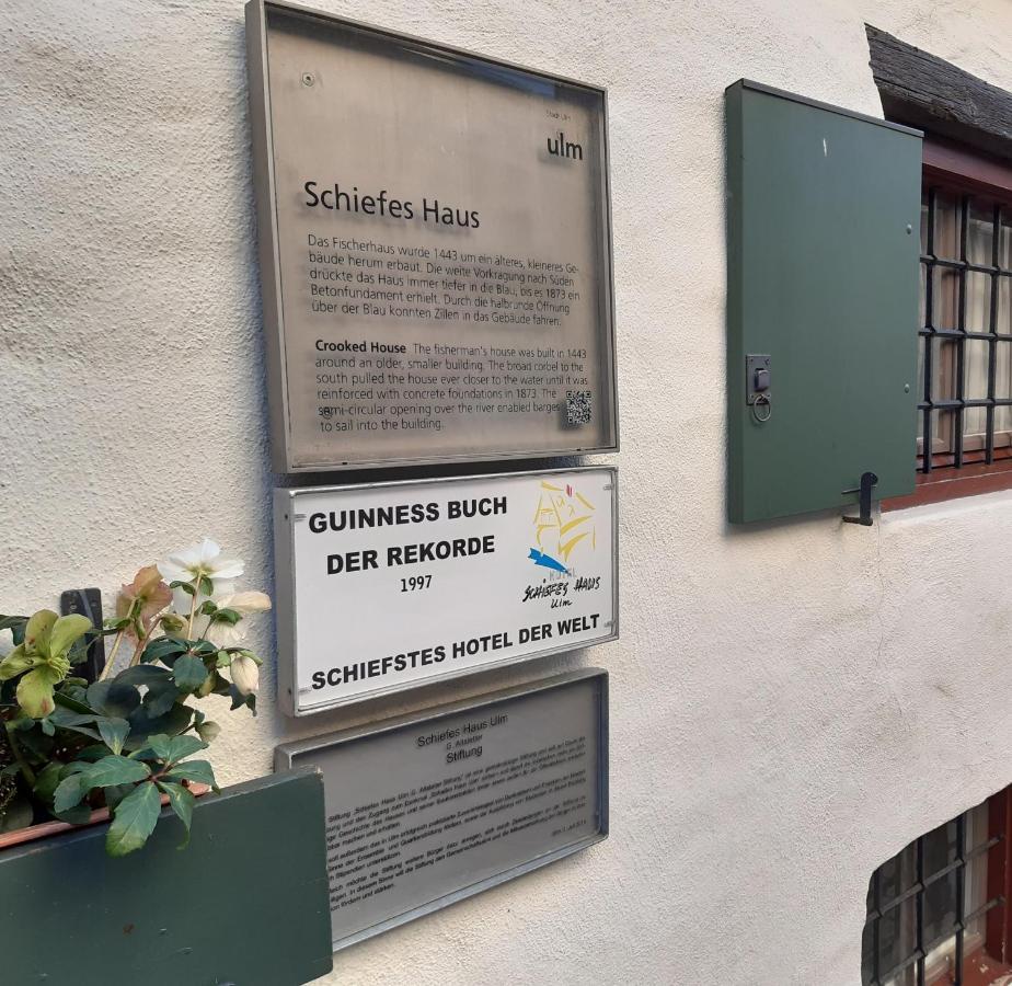 فندق Schiefes Haus أولم المظهر الخارجي الصورة